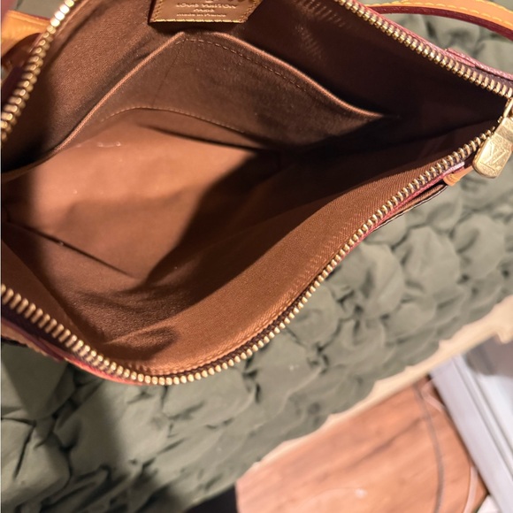 Louis Vuitton Monogram Odeon PM Authentic - Picture 8 of 11